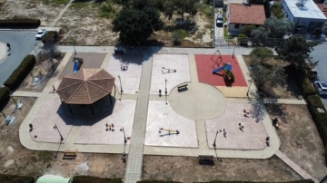 ΟΛΟΚΛΗΡΩΣΗ ΑΝΑΔΙΑΜΟΡΦΩΣΗΣ ΠΑΡΚΟΥ ΣΤΟΝ ΣΥΝΟΙΚΙΣΜΟ ΑΗΚ